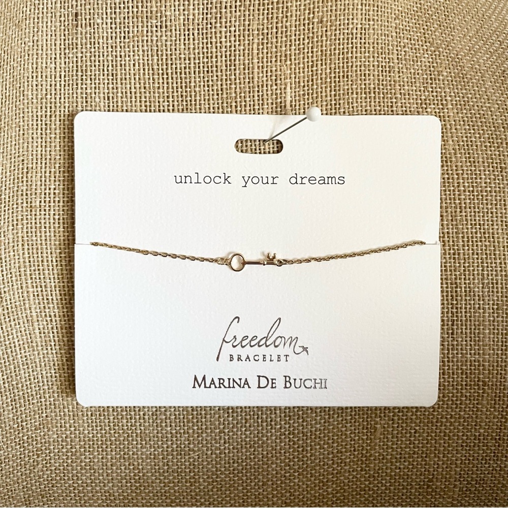 NWT Marina De Buchi Key Bracelet